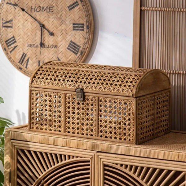 Coffre à jouet vintage en rotin