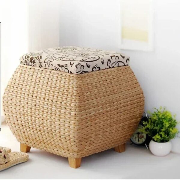 Coffre de style pastoral en rotin