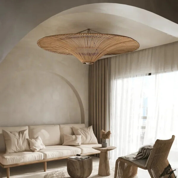 Grand luminaire rotin élégant au style rétro