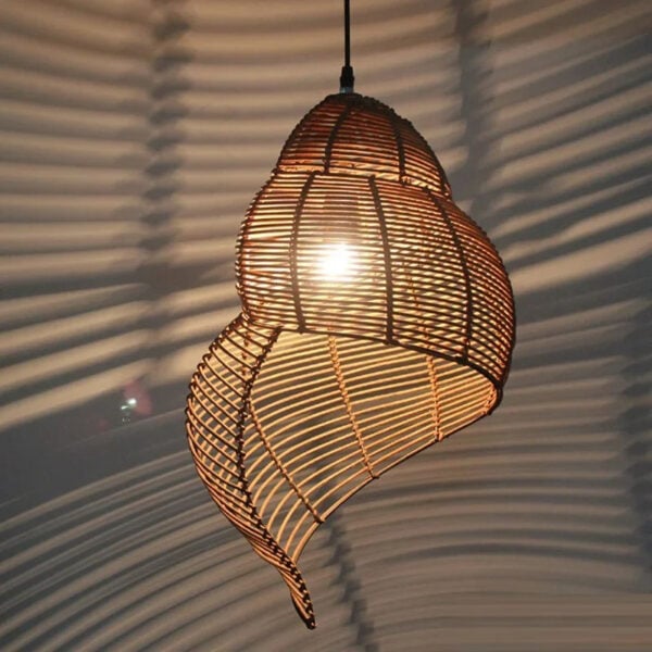 Lustre effet rotin créatif en forme de coquillage