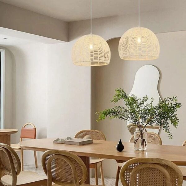 Lustre effet rotin moderne au design épuré