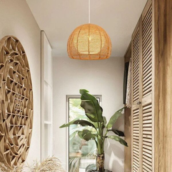 Lustre effet rotin moderne au design épuré