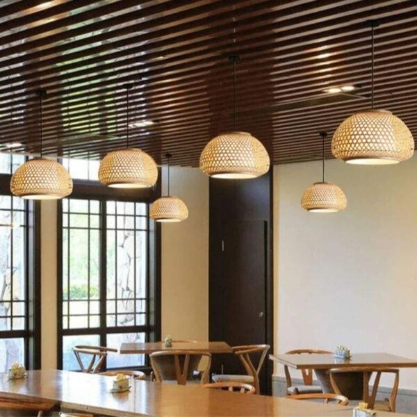 Plafonnier effet rotin élégant et design en bois