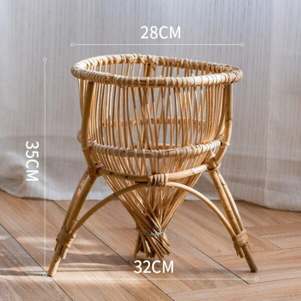 Porte plante rotin artisanal avec support en bois