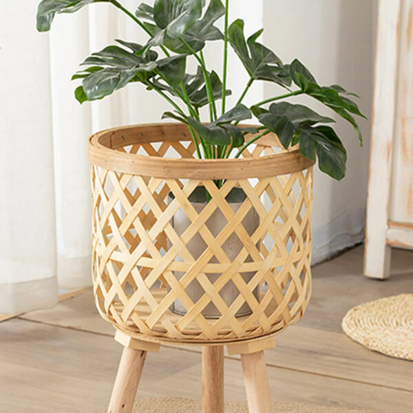 Porte plante rotin tressé avec pieds en bois