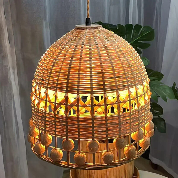 Suspension rotin chic et raffinée au design japonais