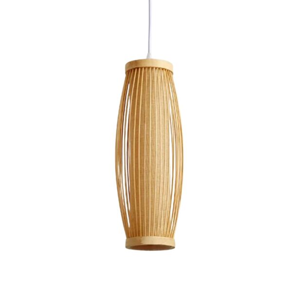 Suspension de style chinois en rotin et bambou sur fond blanc