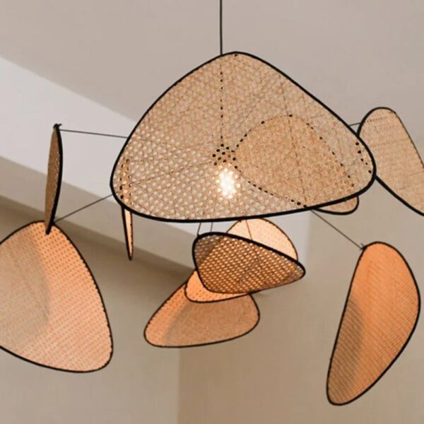 Suspension en rotin tressé beige au style japonais