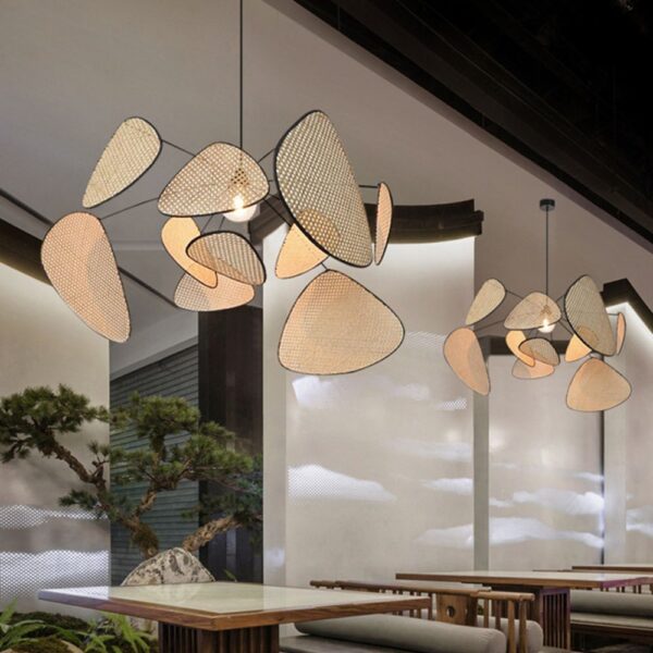 Suspension en rotin tressé beige au style japonais